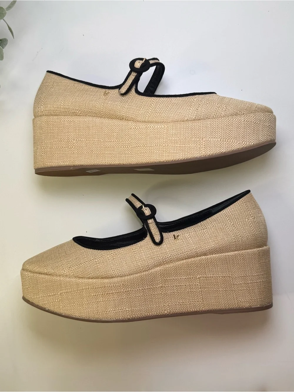 Larroude Women's Blair Flatforms Mary-Jane Raffia/Leather Shoes Women's Size 10